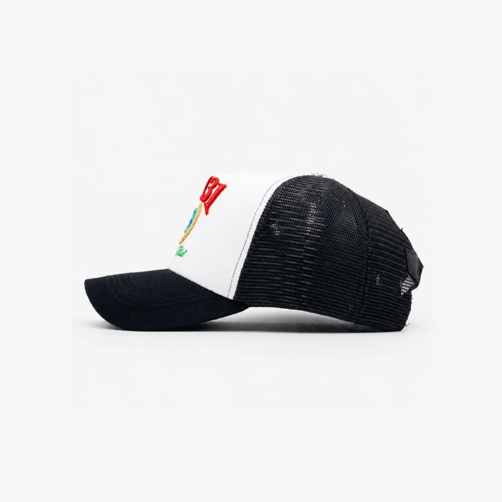 BZ31 YACHT CLUB